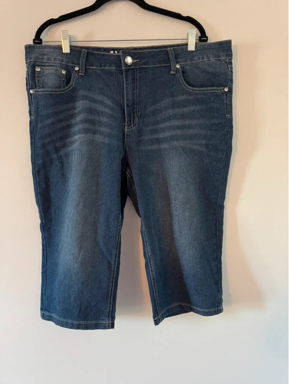 Esquare Women's Denim Capri Shorts Size 22